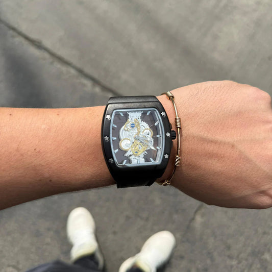 RICHARD MILLE CUERO NEGRO CAJA NEGRA - BLANCA